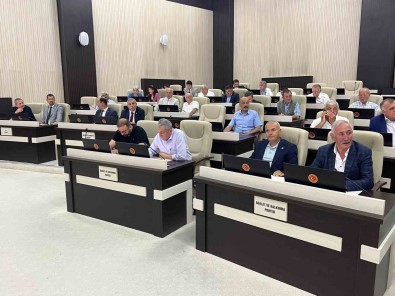 Kiraz Afyonkarahisar'da 35 TL, Almanya'da 11,90 Euro