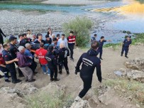 Diyarbakir'da Serinlemek Suya Giren Gencin Cansiz Bedenine Ulasildi