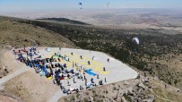 Yamaç Parasütü Dünya Sampiyonasi, Hasan Dagi'nda Basladi