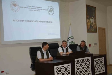 Afyonkarahisar'da Av Koruma Ve Kontrol Egitimi Yapildi