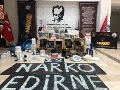 Uyusturucu Imalathanesine Operasyon Açiklamasi 2 Ton 200 Kilo Uyusturucu Hammaddesi Ele Geçirildi