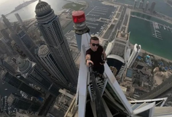 Korkunç son! Ölüme meydan okuyan ünlü fenomen böyle yardım istemiş