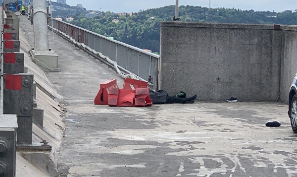 İstanbul'da feci kaza: Köprüde trafik yoğunluğu oluştu
