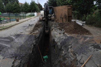 70 Milyon TL Degere Sahip 17 Bin 500 Metrelik Altyapi Hattinda Çalismalar Sürüyor