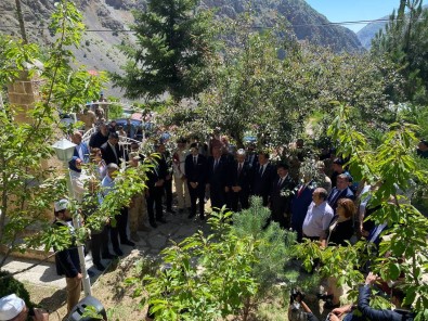 Basbaglar Sehitleri Dualarla Anildi