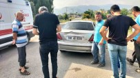 Osmaniye'de Kamyonetle Otomobil Çarpisti Açiklamasi 2 Yarali