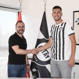 Altay'da Ceyhun Gülselam Ve Özgür Özkaya'nin Sözlesmeleri Uzatildi
