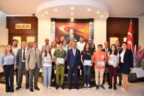 LGS'de Tam Puan Alan Ögrenciler Ödüllendirildi