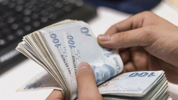 Memura rekor zam! İşte 8077 TL seyyanen artışla yeni memur maaşları: Kim ne kadar alacak?