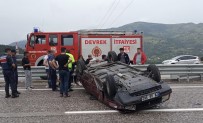 Çarpisan Otomobillerden Biri Ters Döndü Açiklamasi 1'I Bebek 8 Yarali