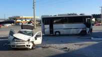 Antalya'da Otel Servisi Ile Otomobil Çarpisti Açiklamasi 4 Yarali Haberi