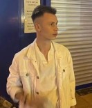 Duvara Çarpan Motosiklet Sürücüsü Genç Hayatini Kaybetti