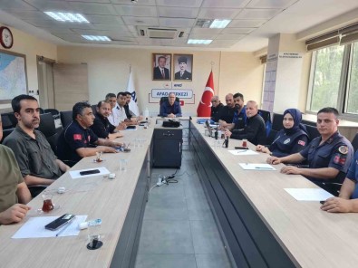 Zonguldak'ta Sel Afetine Karsi Bin 174 Personel Ve 358 Araç Görevlendirildi