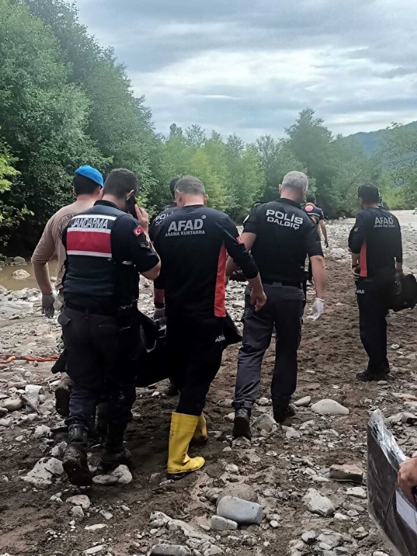 Karadeniz'i sağanak vurdu: Samsun'da sel sularına kapılan engelli kadın hayatını kaybetti