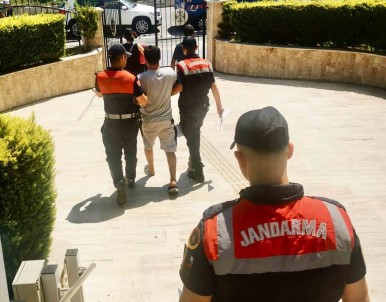 15 Yil Hapis Karari Bulunan Süpheli Ormanlik Alanda Yakalandi