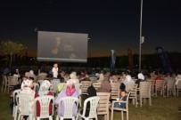 Açik Havada Sinema Keyfi