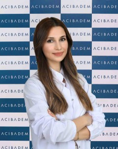 Egzersiz Yaparken 15 Dakikada Bir Su Için