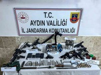 Evi Silah Imalathanesine Çevirmis