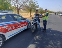 Gaziantep'te Motosiklet Sürücülerine Siki Takip