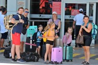 Temmuz Ayinda Antalya'ya 2 Milyon 660 Bin 420 Turist Geldi