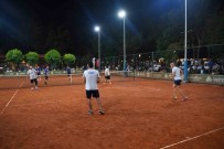 'Yasayan Efsane' Için Turnuva