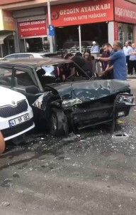 4 Araç Zincirlemeye Kazaya Karisti Açiklamasi 2 Yarali