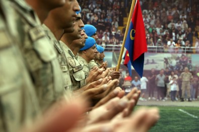 Bin 582 Komando Dualarla Mezun Oldu