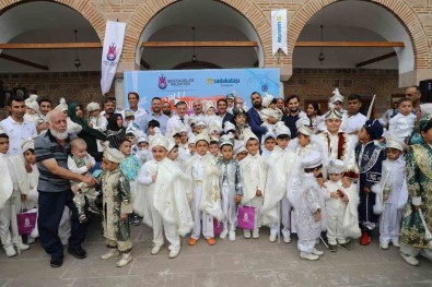 Manisa'da Toplu Sünnet Söleni