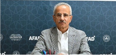 Bakan Uraloğlu 'Süper Hızlı Tren' projesini duyurdu: Ankara-İstanbul arası 80 dakikaya inecek