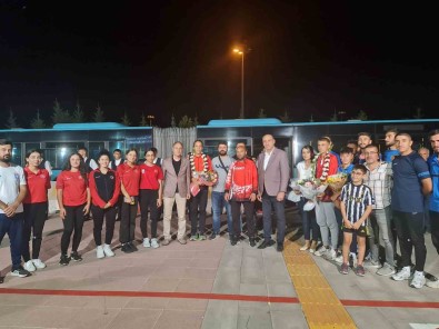 Erzurum, Avrupa Sampiyonunu Bagrina Basti