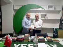 Okudugu 250 Kitabi Yesilay'a Bagisladi