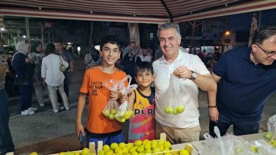 Festivalde 5 Ton Taze Incir Dagitildi