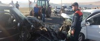 Bitlis'te Trafik Kazasi Açiklamasi 8 Yarali