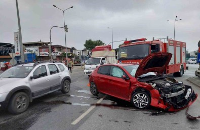 D-100'De Zincirleme Kaza Açiklamasi 4 Yarali