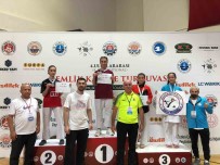 Manisa BBSK Karate Takimi, 143 Kulüp Arasinda 10. Oldu