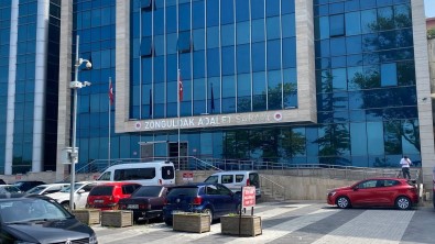 'Sazan Sarmali' Yöntemiyle 695 Bin TL Dolandirdilar