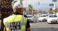 İstanbul'da motosiklet sürücülerine yönelik asayiş denetimi yapıldı