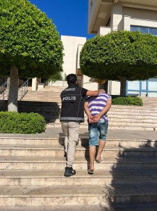 Uyusturucu Operasyonlarinda 4 Tutuklama