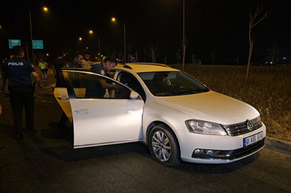 Filmleri aratmayan kovalamaca: Polislere taş atıp 70 kilometre boyunca kaçtılar