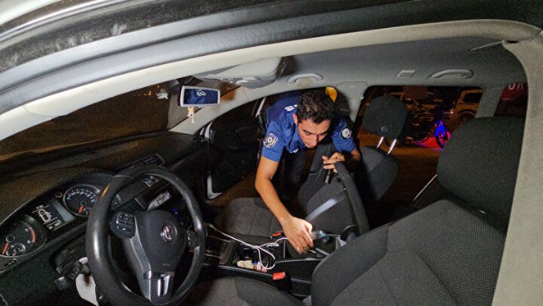 Filmleri aratmayan kovalamaca: Polislere taş atıp 70 kilometre boyunca kaçtılar