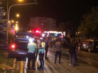 Iki Araç Çarpisti, Biri Alev Topuna Döndü