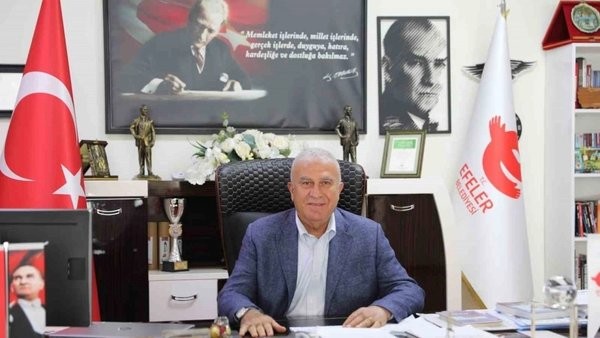 CHP’li Başkan gezideyken, memurlar ve işçiler eksik maaş aldı