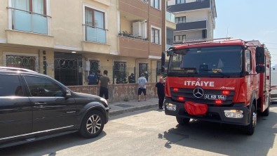 Ayni Saatte Iki Farkli Binanin Elektrik Panosunda Yangin Çikti