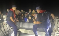 Ayvacik Açiklarinda 42 Kaçak Göçmen Yakalandi