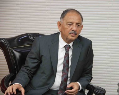 Bakan Özhaseki Açiklamasi 'Taviz Yok. Fay Kiriginin Geçtigi Yerde Sagli Sollu 65 Metrelik Bir Hatta Bina Koyamazsiniz'