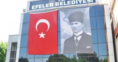 CHP’li Başkan gezideyken, memurlar ve işçiler eksik maaş aldı