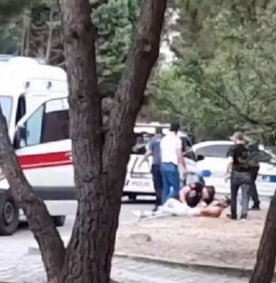 İstanbul'da parkta dehşet: Motosikletten ateş açtılar