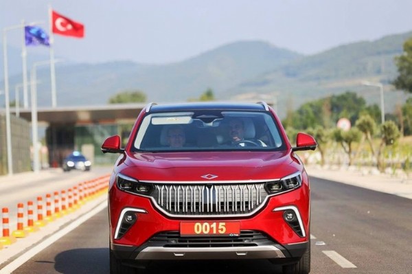 Bakan Mehmet Şimşek ve Bakan Kacır Togg teknoloji üssünde! Yüzde 90 oranına çıktı! '2024'te 2,5 katına çıkacak'