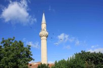 Marmaraereglisi Ilçesinin Tek Tarihi Cami 458 Yildir Dimdik Ayakta