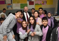 Menemen'de Üniversiteyi Kazanana 5 Bin TL Destek